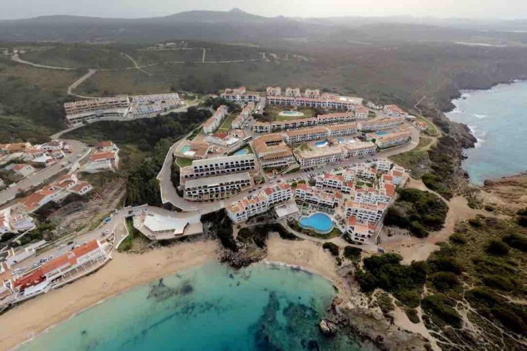 Lovely Hideaway With Pool And White Sand Beach Arenal d'en Castell Exterior foto