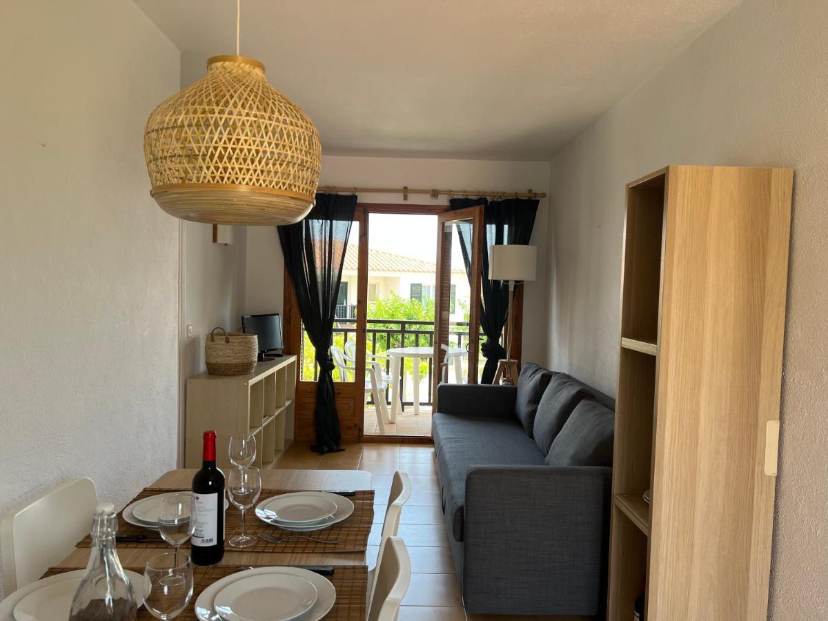 Lovely Hideaway With Pool And White Sand Beach Arenal d'en Castell Exterior foto