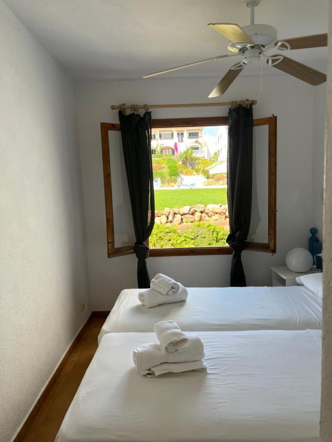 Lovely Hideaway With Pool And White Sand Beach Arenal d'en Castell Exterior foto